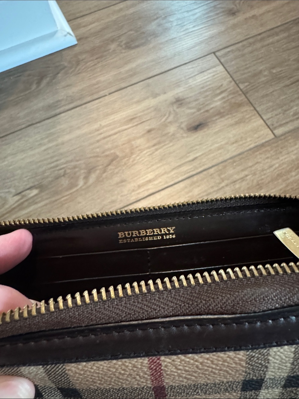 Burberry Tan Plaid Wallet with Black and Red Accents - Picture 2 of 5